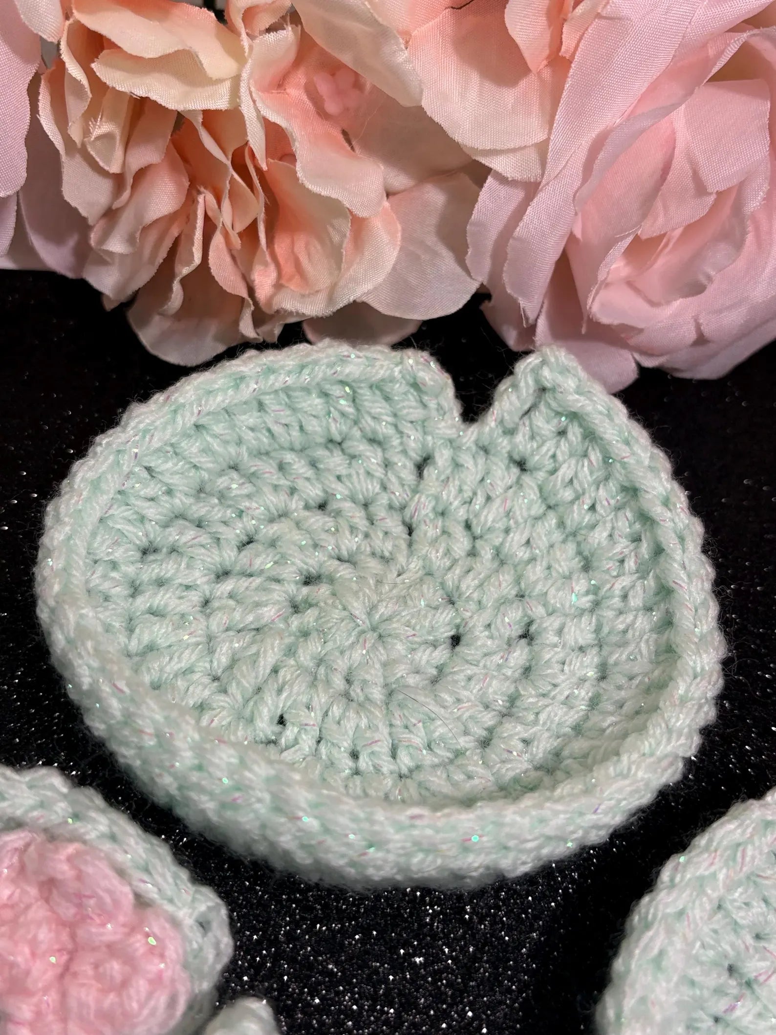 Crochet Lily Pad Coaster Set | Sparkly Lotus Flower Mug Rugs