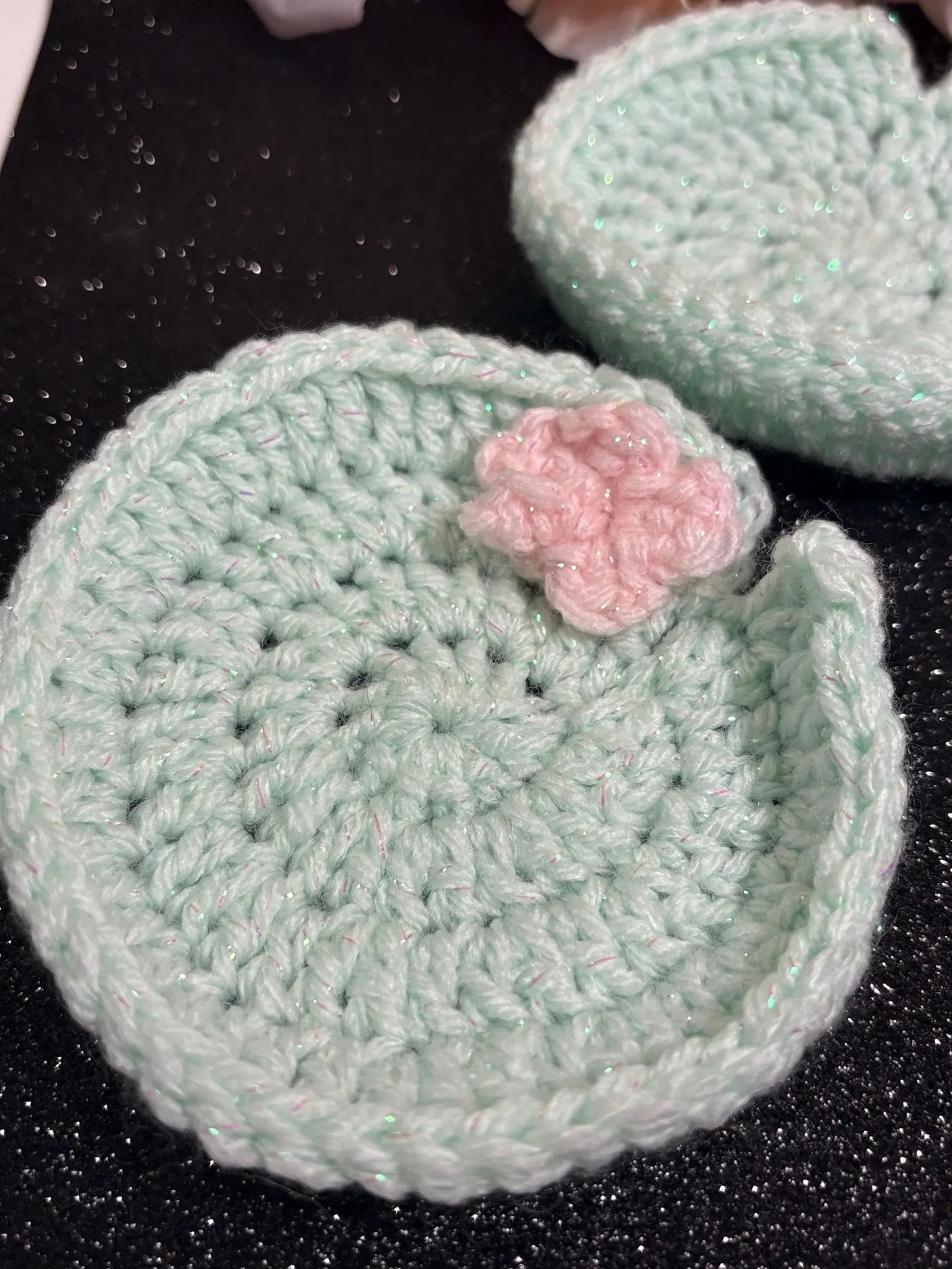 Crochet Lily Pad Coaster Set | Sparkly Lotus Flower Mug Rugs